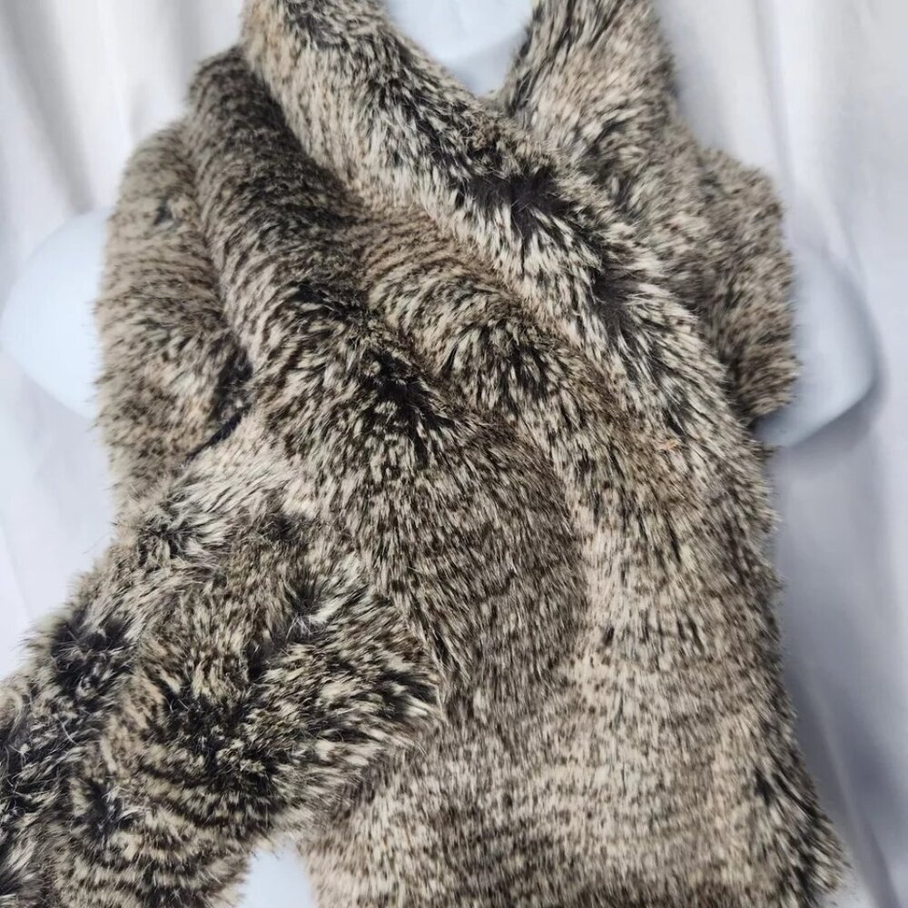 Stella & Dot Women's Faux Fur Reversible Scarf Shawl